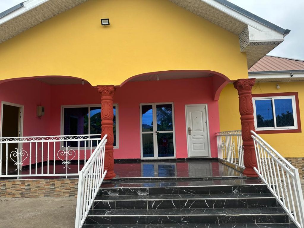 4-Bedroom House for Sale in Koforidua – Osabene-Kentenkren