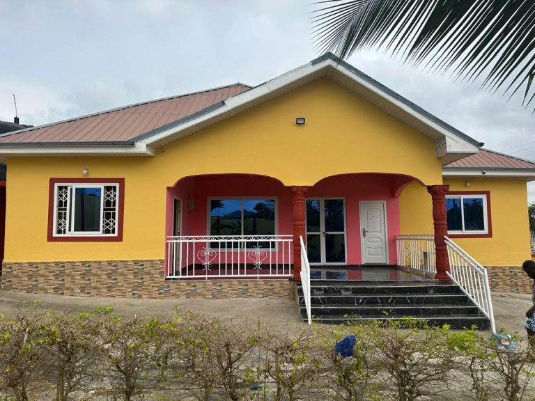 4-Bedroom House for Sale in Koforidua – Osabene-Kentenkren